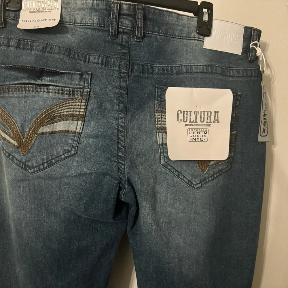 NWT:Men Cultura straight fit jeans, Size 38, Y2K Flair, Vintage wash, & Retro - Picture 14 of 15